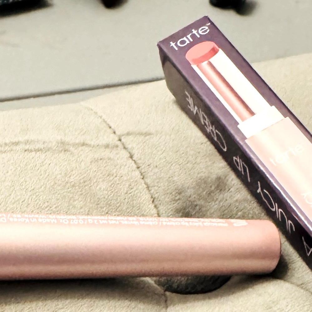 Tarte Maracuja Juicy Lip Creme in Peachy Pink